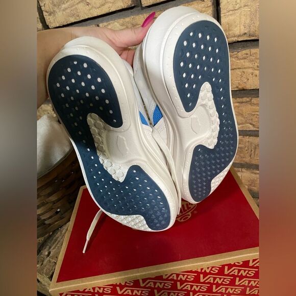 New with tags vans - Picture 5 of 5